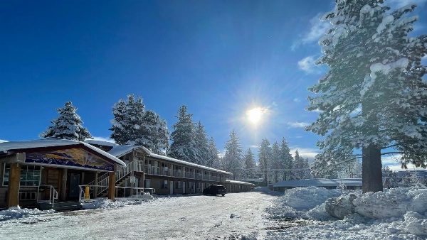 Beverly Lodge image 1