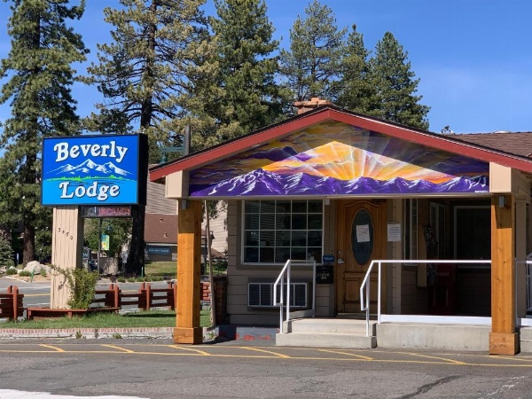 Beverly Lodge image 29